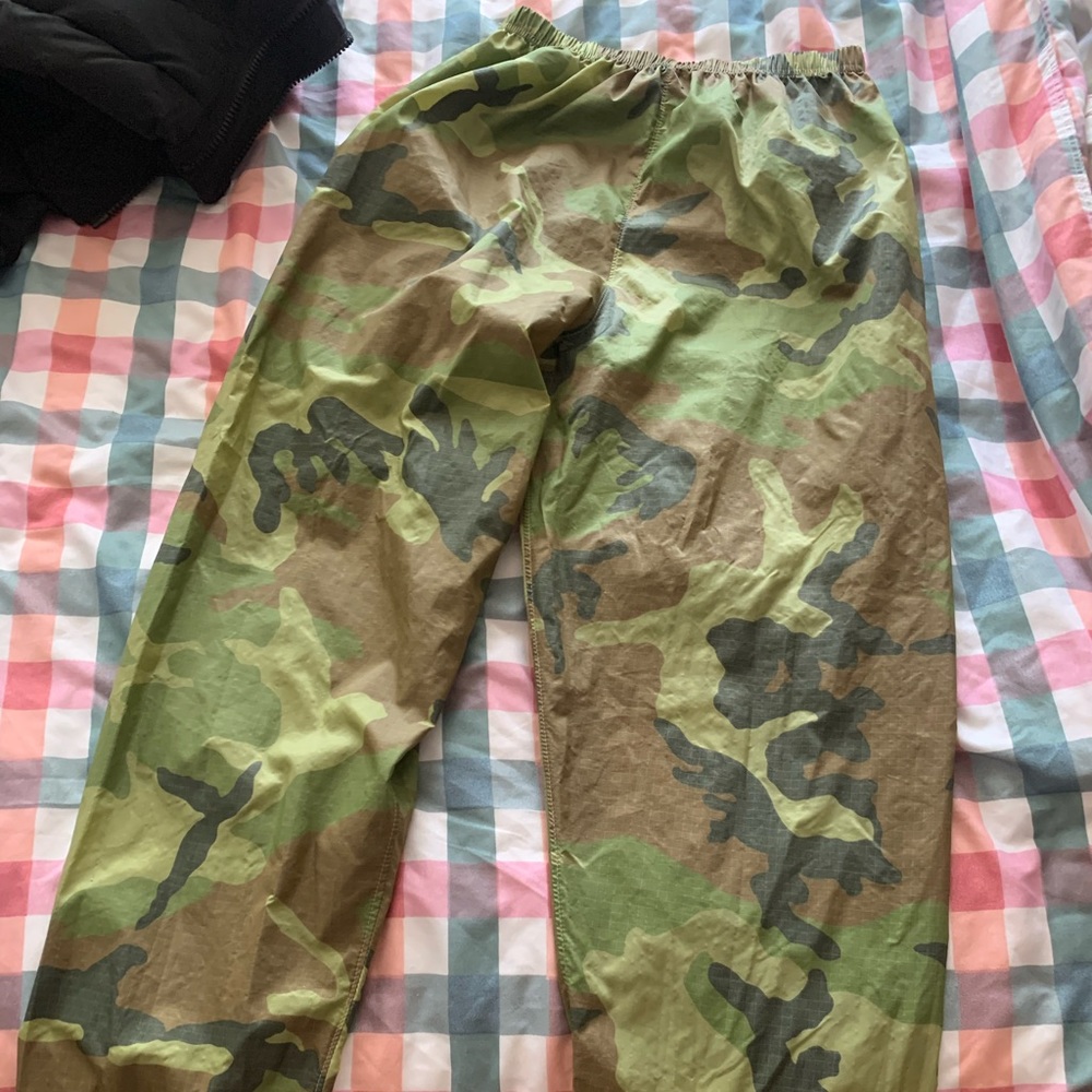 Mer-wear polyester camo pants Size M